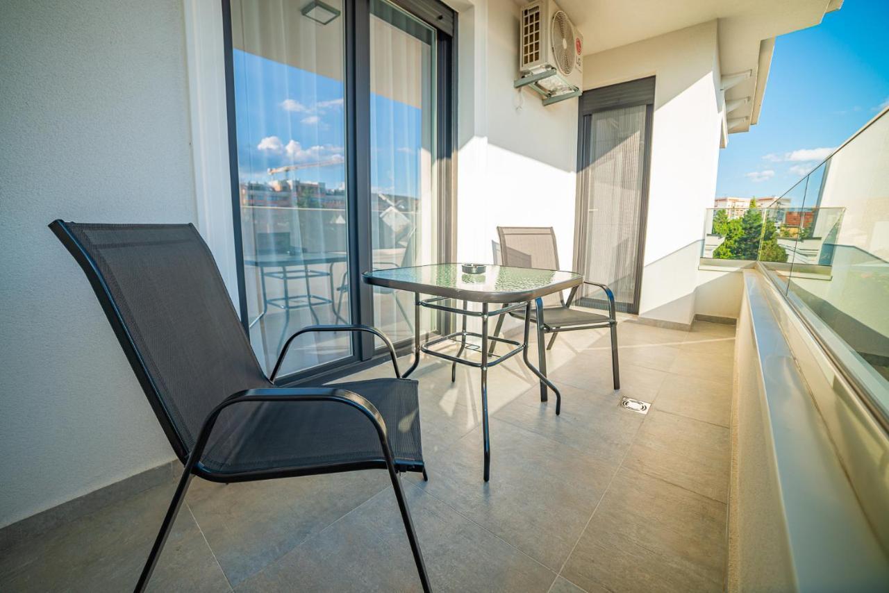 Zoe Apartment Novi Sad Exterior photo
