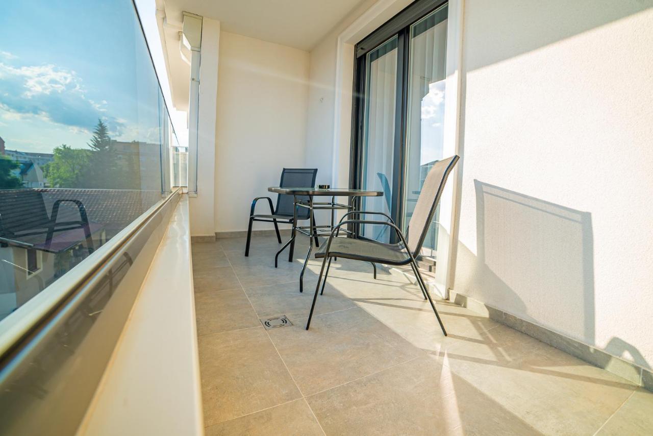 Zoe Apartment Novi Sad Exterior photo